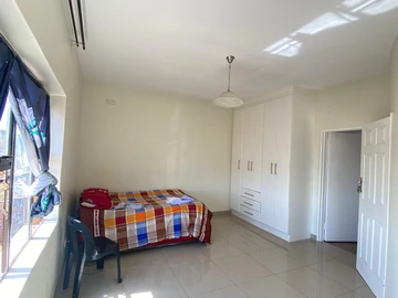 8 Bedroom House